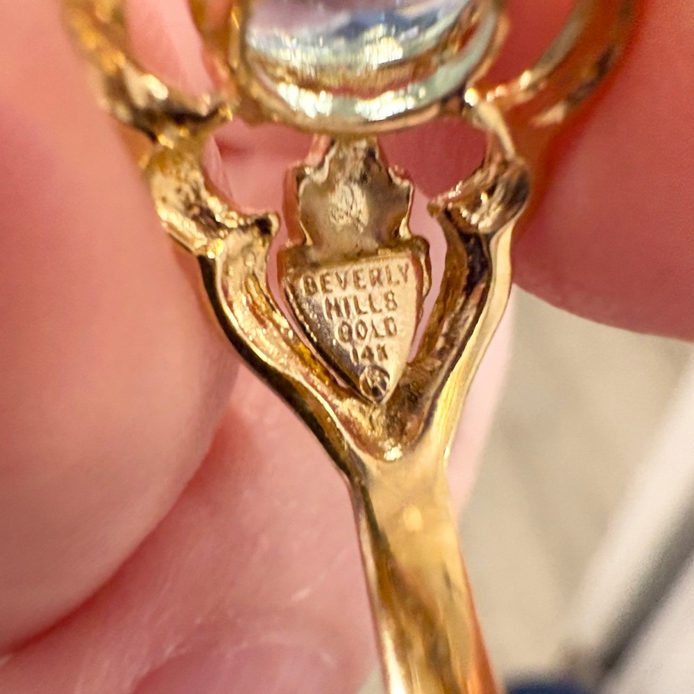 Vintage Swiss Blue Topaz Gold Ring: 14K Beverly Hills Laurel Leaf Solitaire - Picture 11 of 12